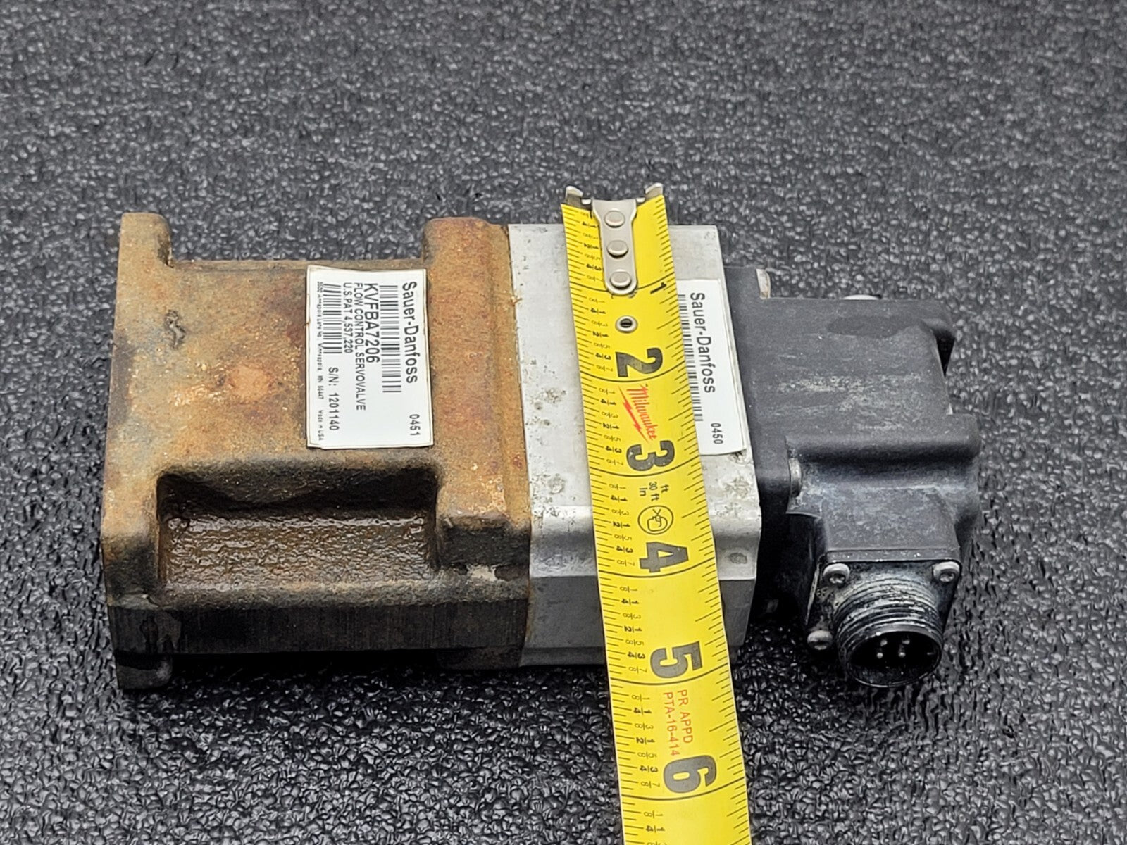 SAUER DANFOSS FLOW CONTROL SERVOVALVE KVFBA5206 MCV116A1407