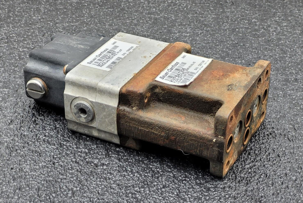 SAUER DANFOSS FLOW CONTROL SERVOVALVE KVFBA5206 MCV116A1407