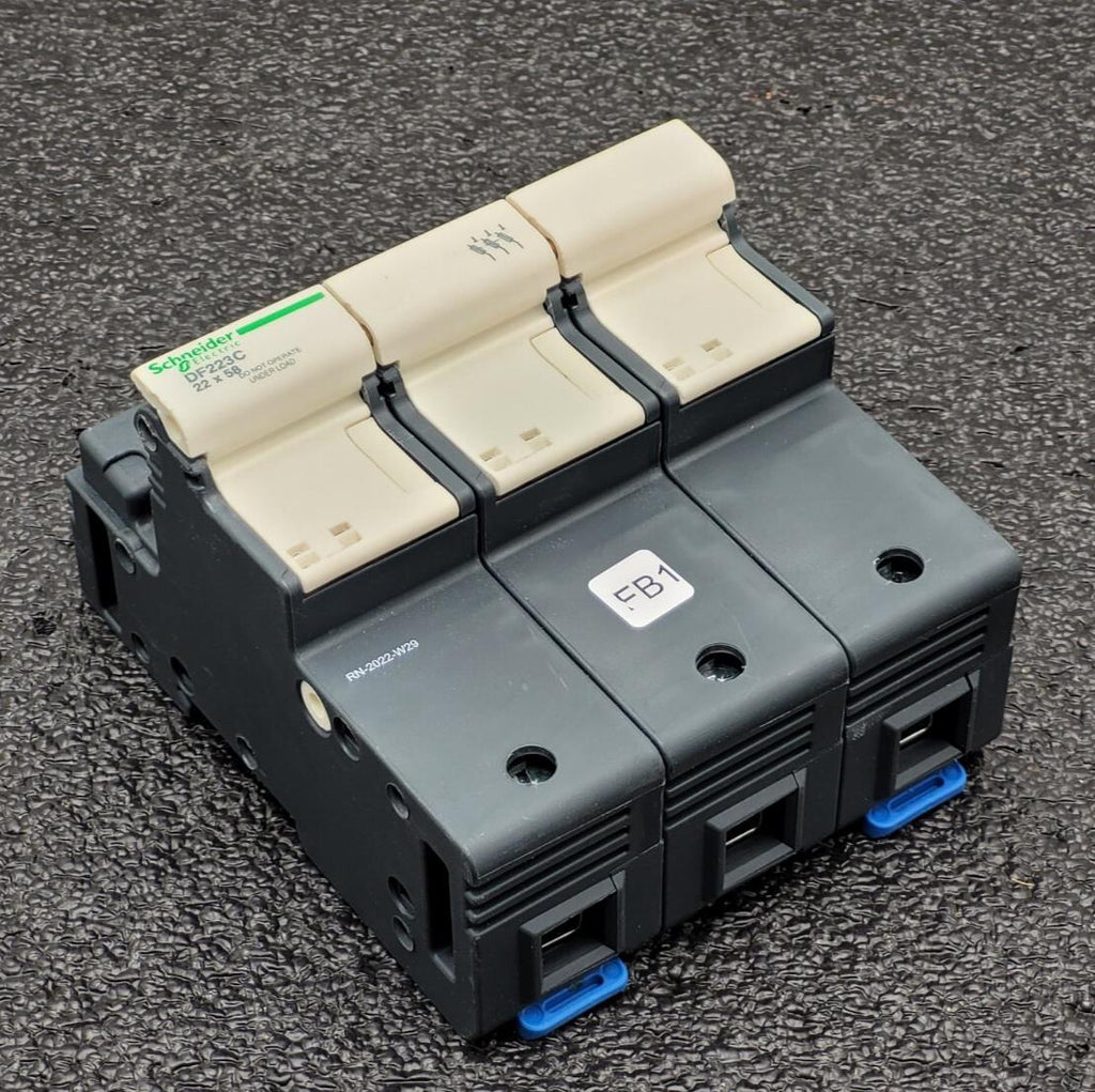 Schneider 3x Fuse Carrier DF223C 3P 125A 690VAC 22x58mm Fuse DIN Rail Mount