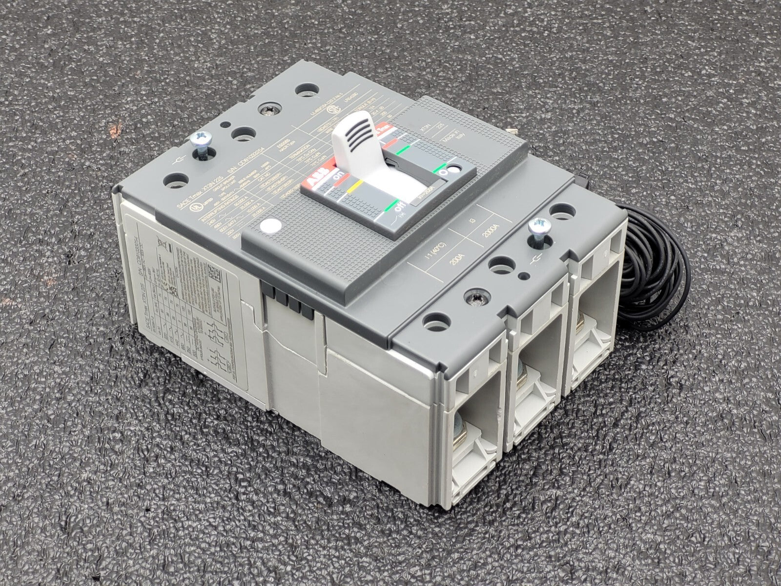 ABB SACE TMAX XT3N  3PH 225 3 Pole Circuit Breaker