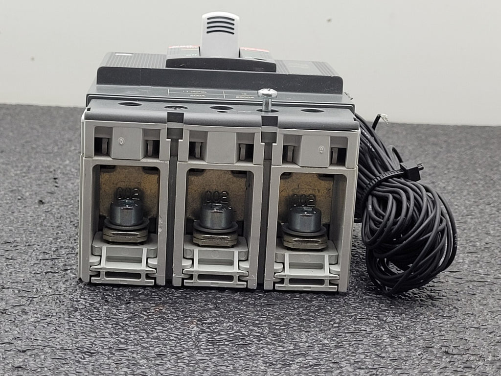 ABB SACE TMAX XT3N  3PH 225 3 Pole Circuit Breaker