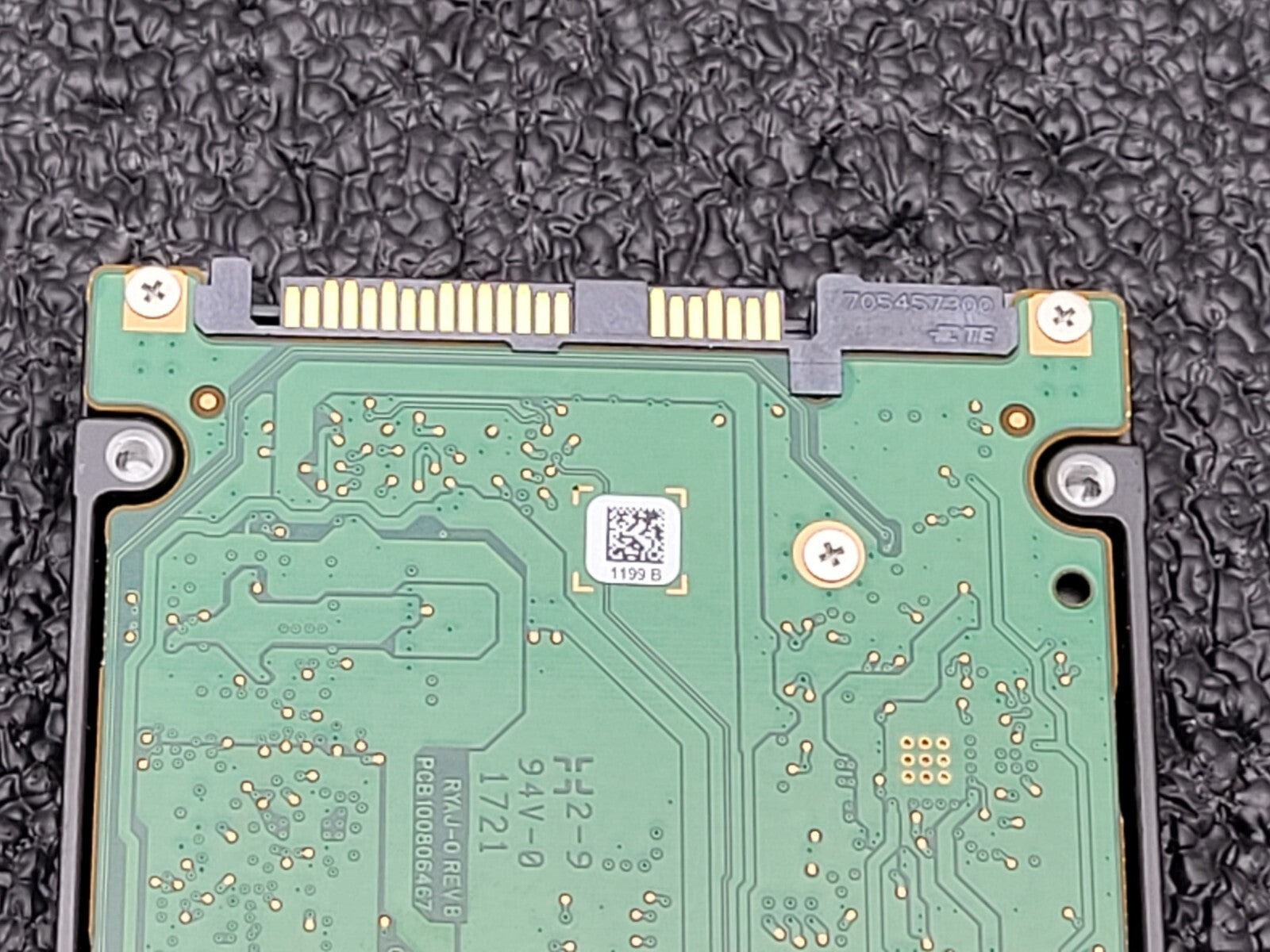 HPE 2.4TB 10K 12G SFF 2.5" SAS SC HDD 876939-002 EG002400JWJNT