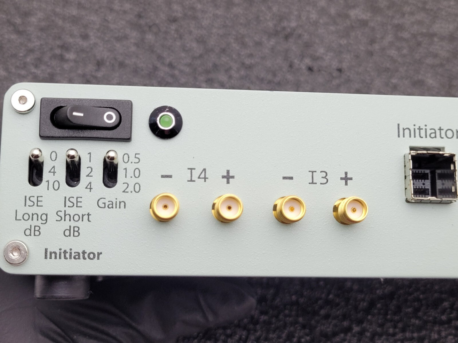 SerialTek 12GB SAS Splitter S-M12SA-SMA Working Pull Includes power supply
