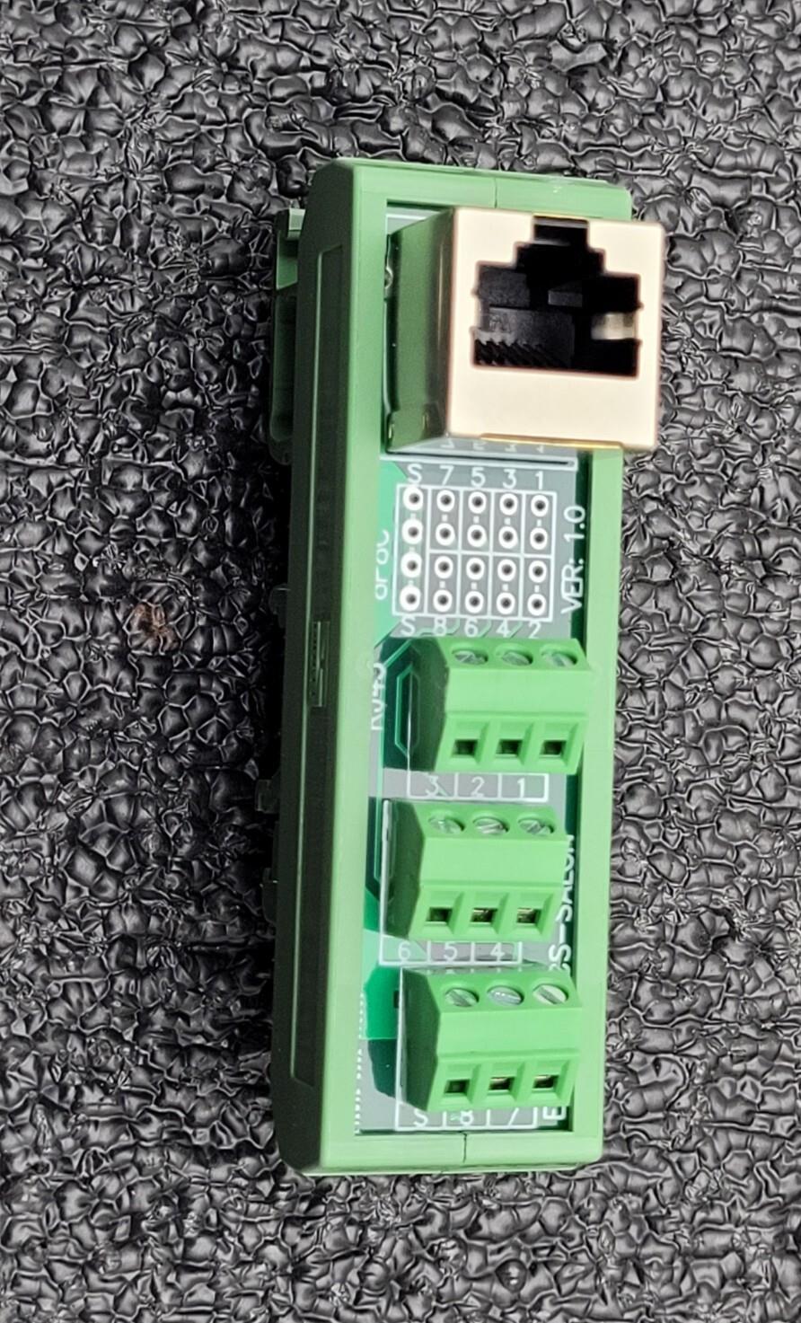 Lot of - 14 Dinkle terminal blocks RJ45 To terminal breakout DIN Rail Mount