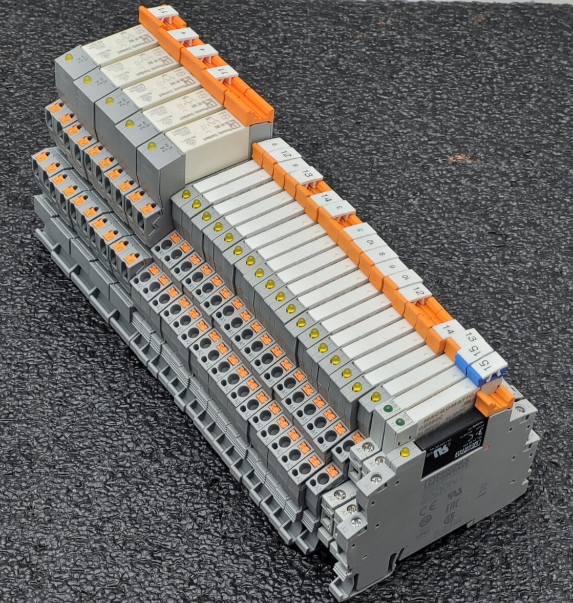 Lot of 30x  Phoenix Contact PLC-BPT-24DC/21-21 RIF -0-BPT/21 Sockets  Relays
