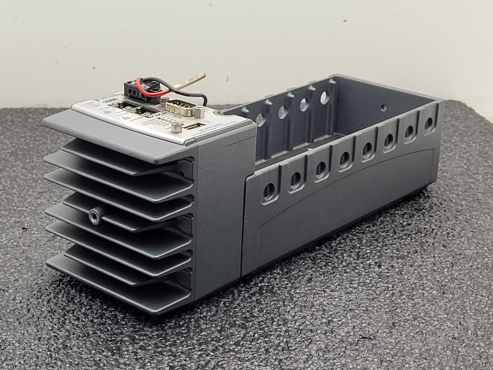 National Instruments NI CRIO-9024  CompactRIO Real-Time Controller