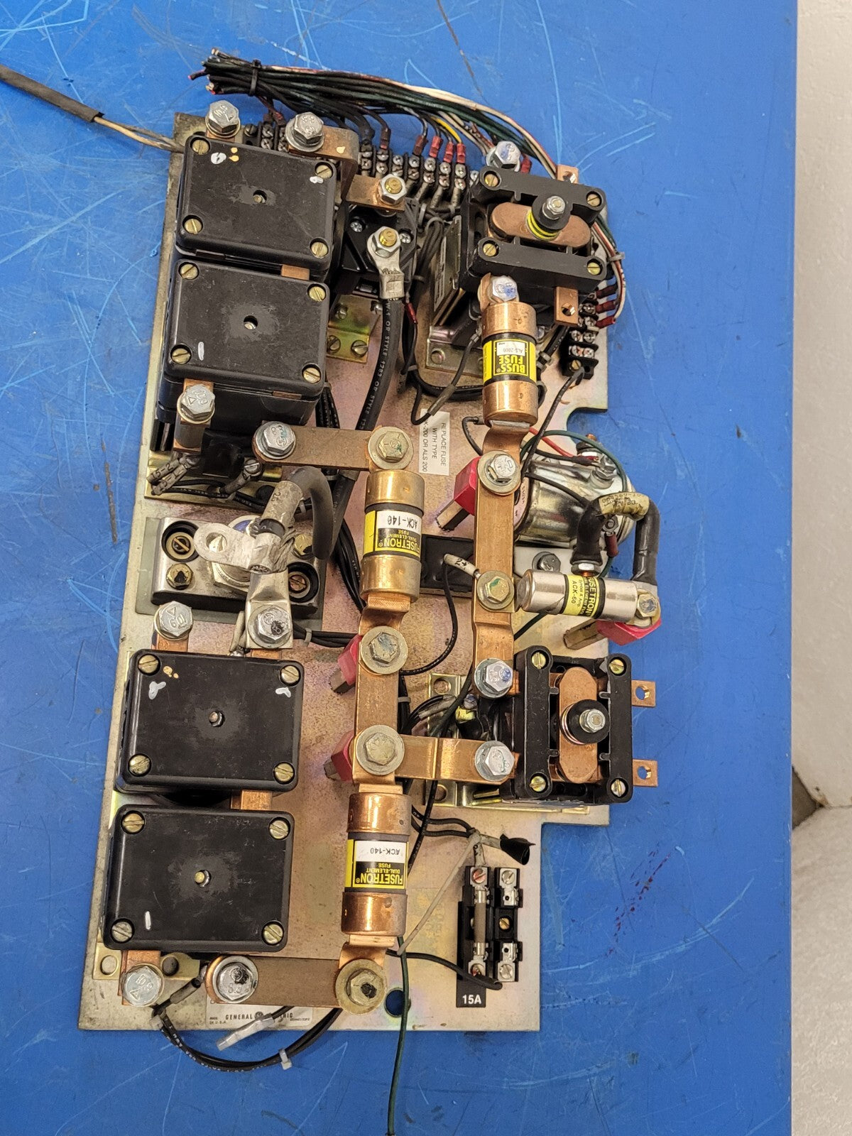 GE General ElectriC 114432 Forklift DC Contactor Relay Board From Clark 30RCTT