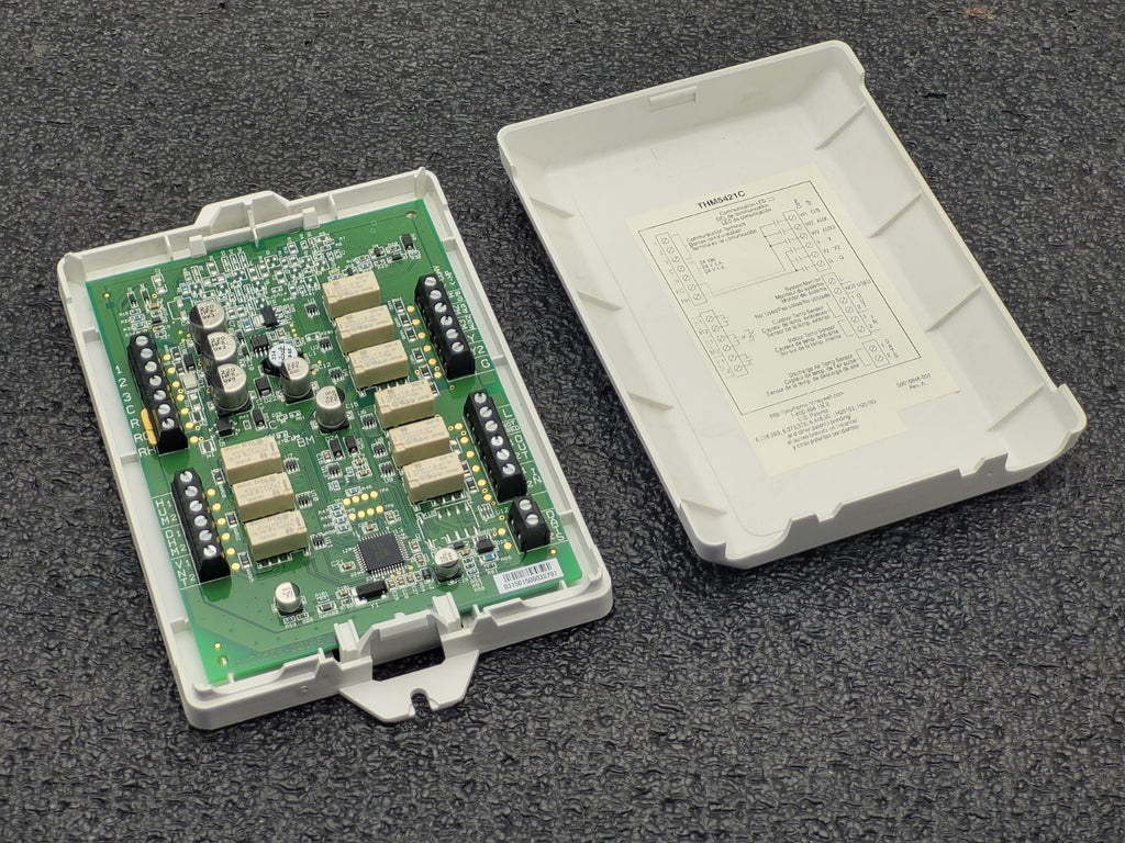 Honeywell VisionPro IAQ THM5421C1004 7-Day Touchscreen Thermostat + THM5421C