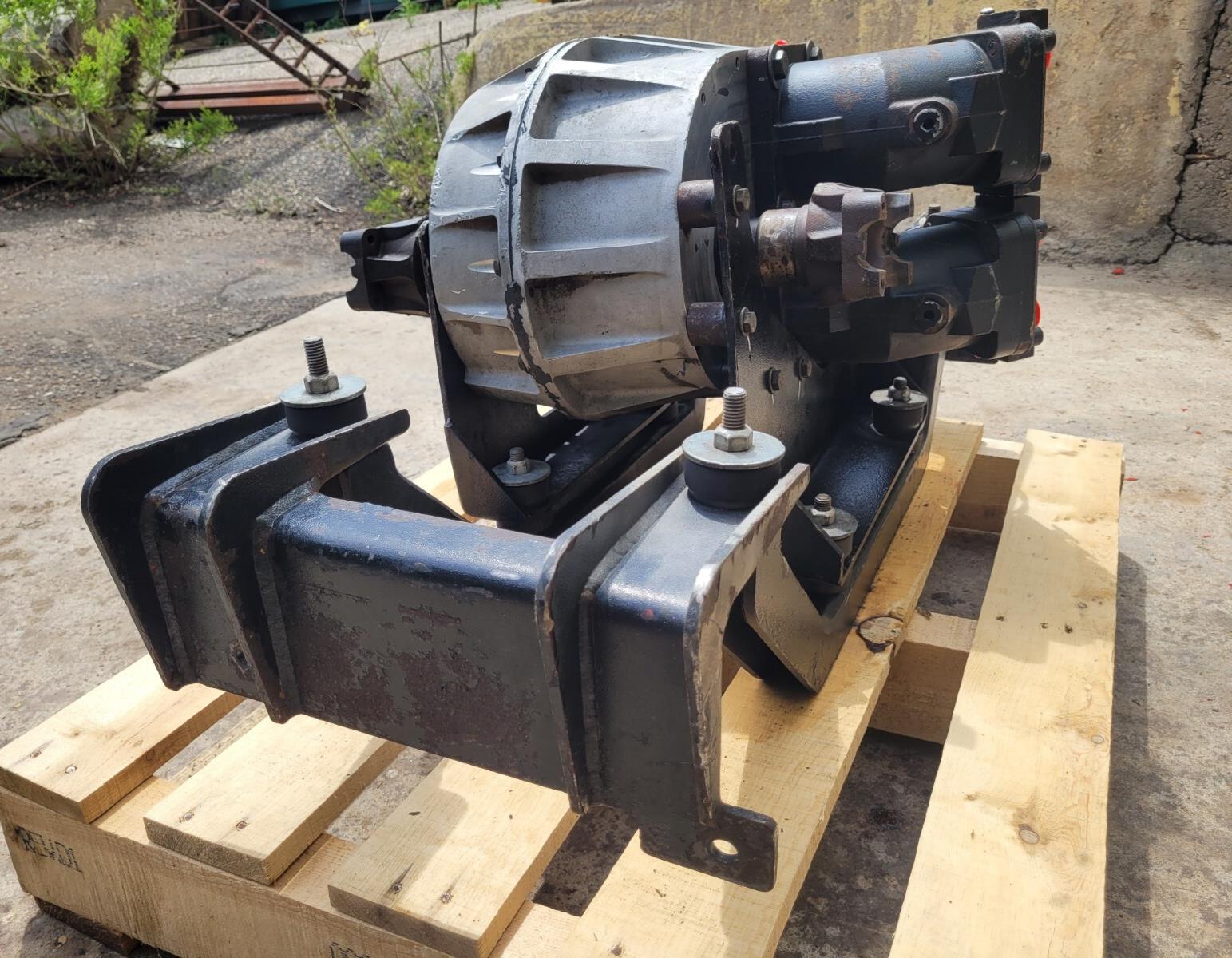 Hydraulic Hybrid Truck Transfer Case 2x Hydro Leduc MA50_094860 Bent Axis Pumps