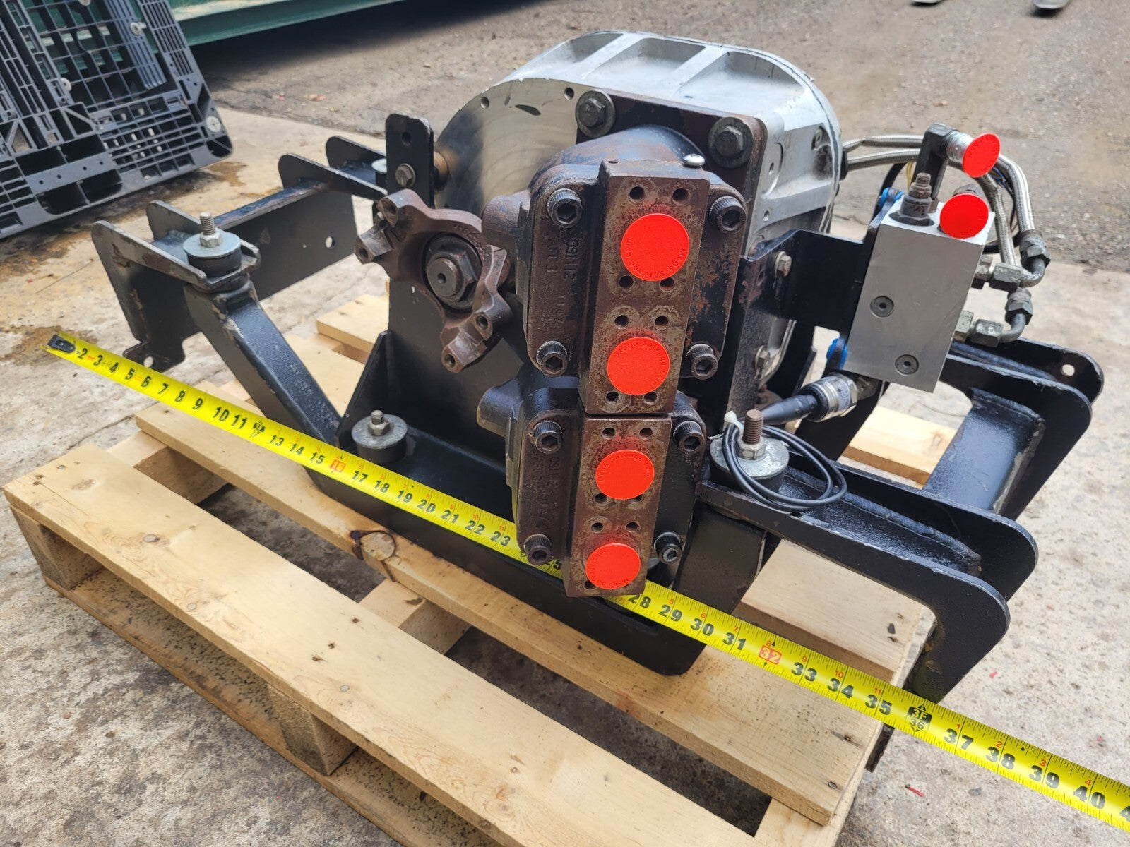 Hydraulic Hybrid Truck Transfer Case 2x Hydro Leduc MA50_094860 Bent Axis Pumps