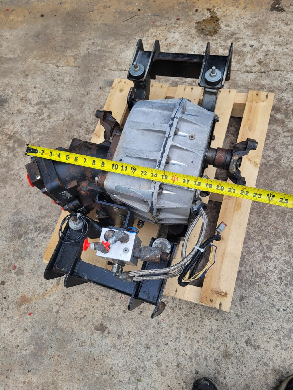 Hydraulic Hybrid Truck Transfer Case 2x Hydro Leduc MA50_094860 Bent Axis Pumps