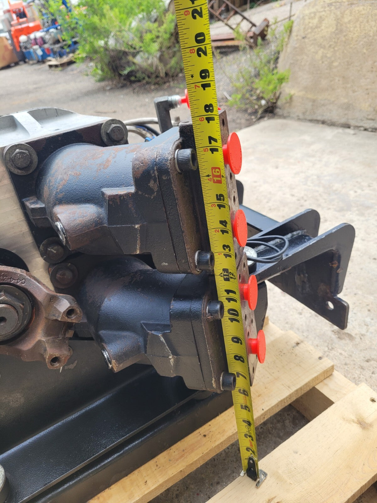 Hydraulic Hybrid Truck Transfer Case 2x Hydro Leduc MA50_094860 Bent Axis Pumps