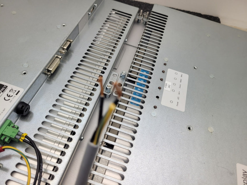 InoNet Operator Interace Panel Dual Touch Screen Radiance 15" Version 4