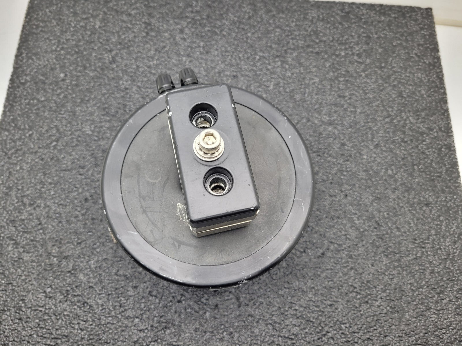 Bruel & Kjaer B&K 4809 Vibration Exciter Shake Shock Micro Table 10 Hz - 20 kHz