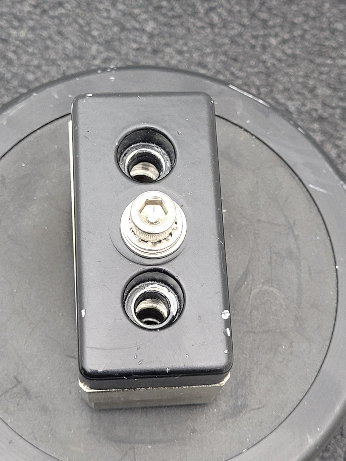 Bruel & Kjaer B&K 4809 Vibration Exciter Shake Shock Micro Table 10 Hz - 20 kHz