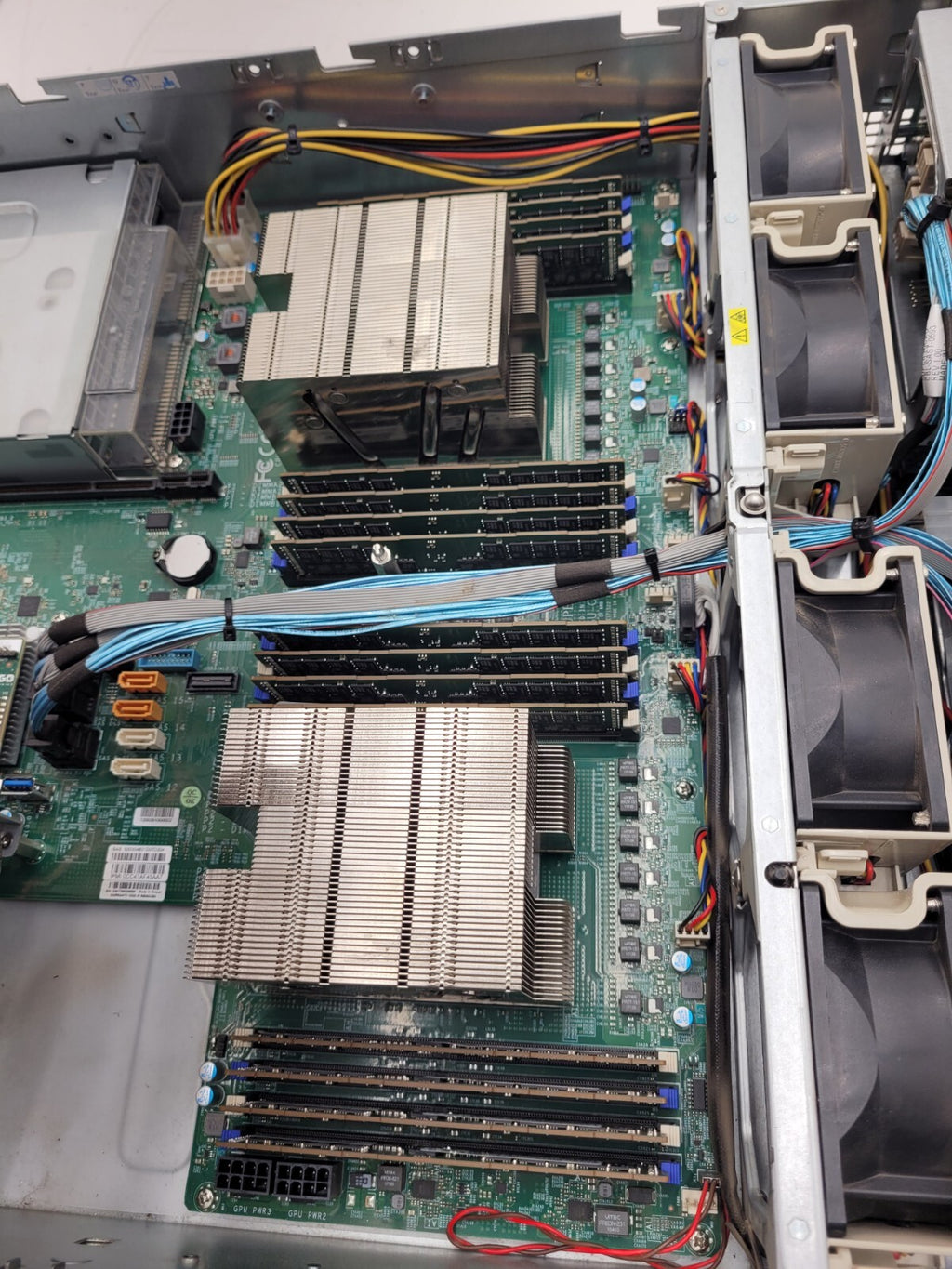 Supermicro SuperServer CSE-829U X10DRU-i+ 2x CPU 12x 3.5" HDD Bay CTO 2U Server