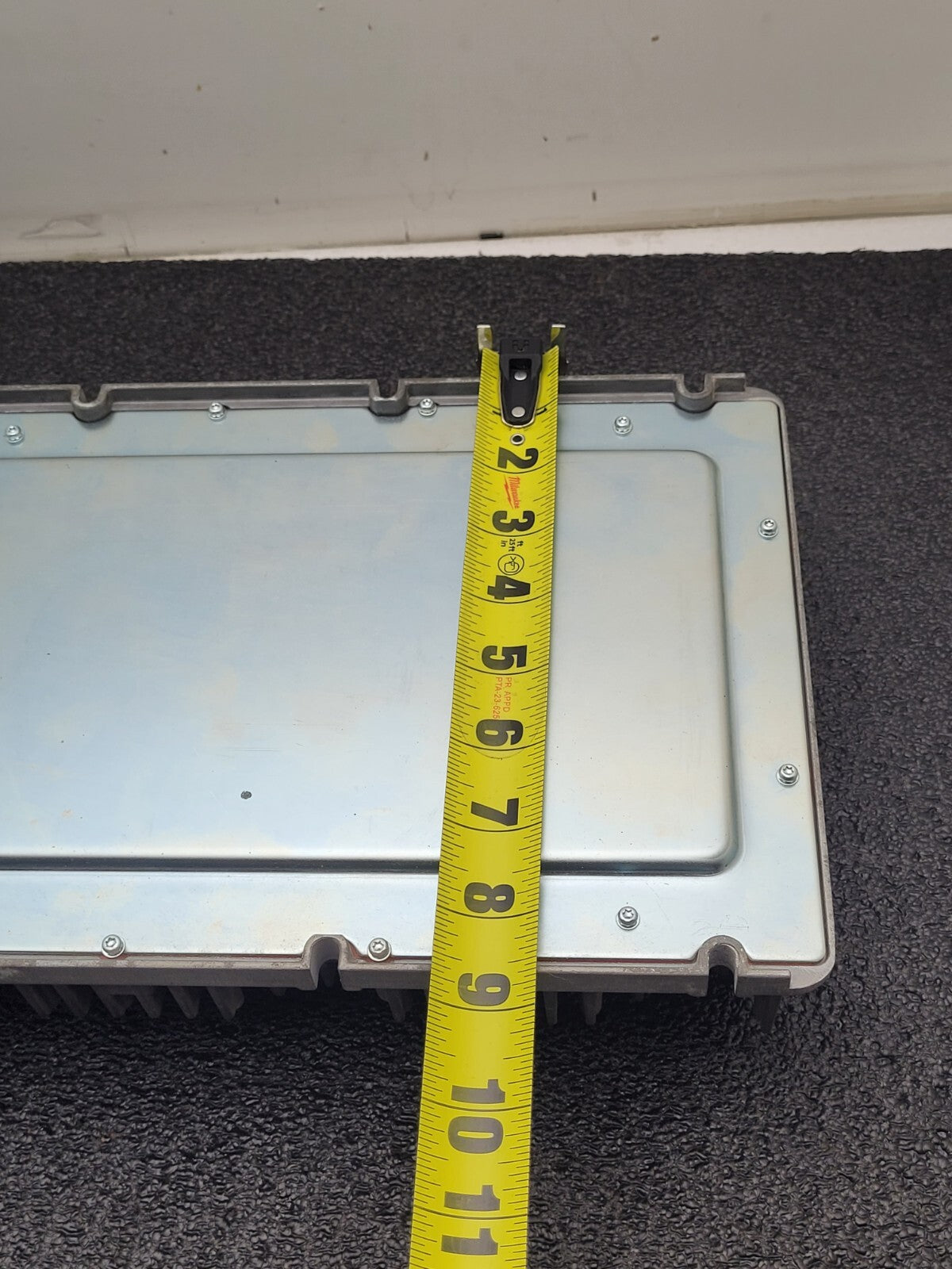 Cooper Bussmann Sure Power 21100E00 Battery Equalizer/Converter 24v to 12V 100A