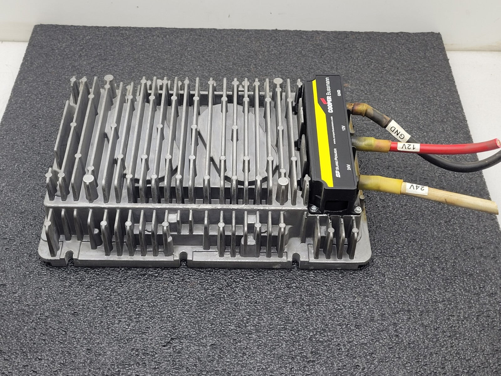 Cooper Bussmann Sure Power 21100E00 Battery Equalizer/Converter 24v to 12V 100A