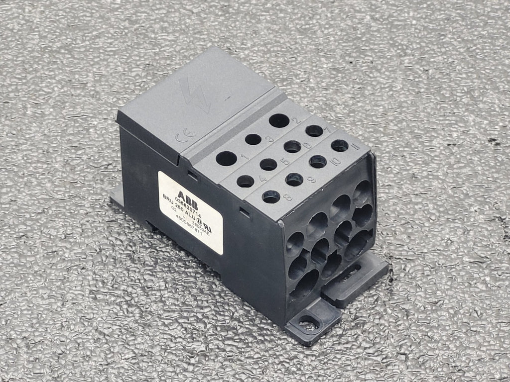 ABB BRU250ALU 35620714 Entrelec 250A Distribution Block 1SNA356207R1400