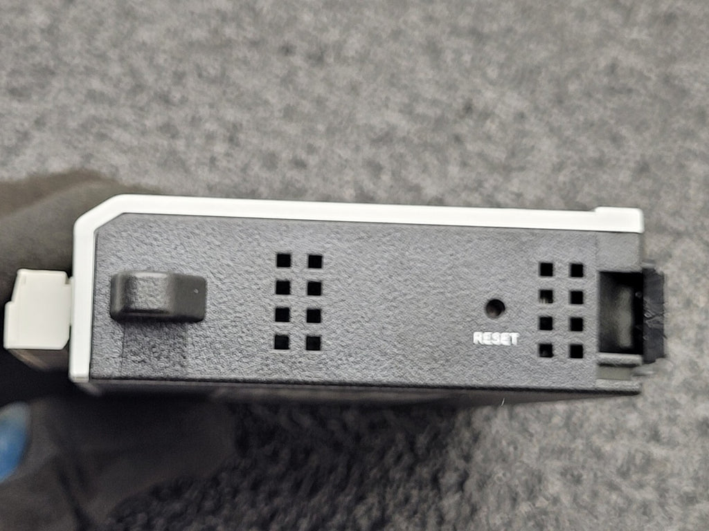 Moxa Group IOLOGIK E1212 IOLOGIKE1212 Din Rail Mount Universal I/O 8 DI 8 DIO