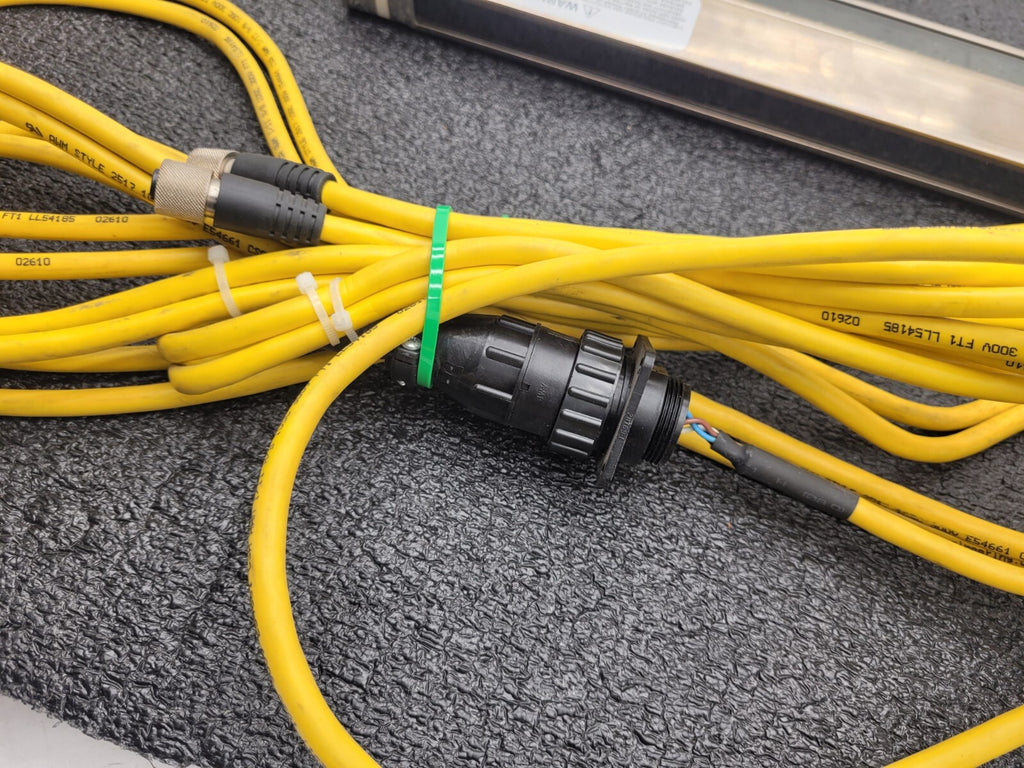 Banner USE2012NP2 & USR2012NP2 MICRO-SCREEN ESD  20" Light Curtain Screen "G"