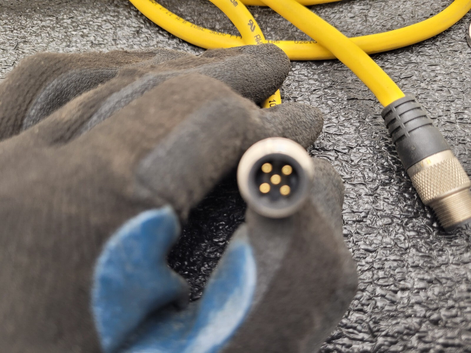 Banner USE2012NP2 & USR2012NP2 MICRO-SCREEN ESD  20" Light Curtain Screen "G"