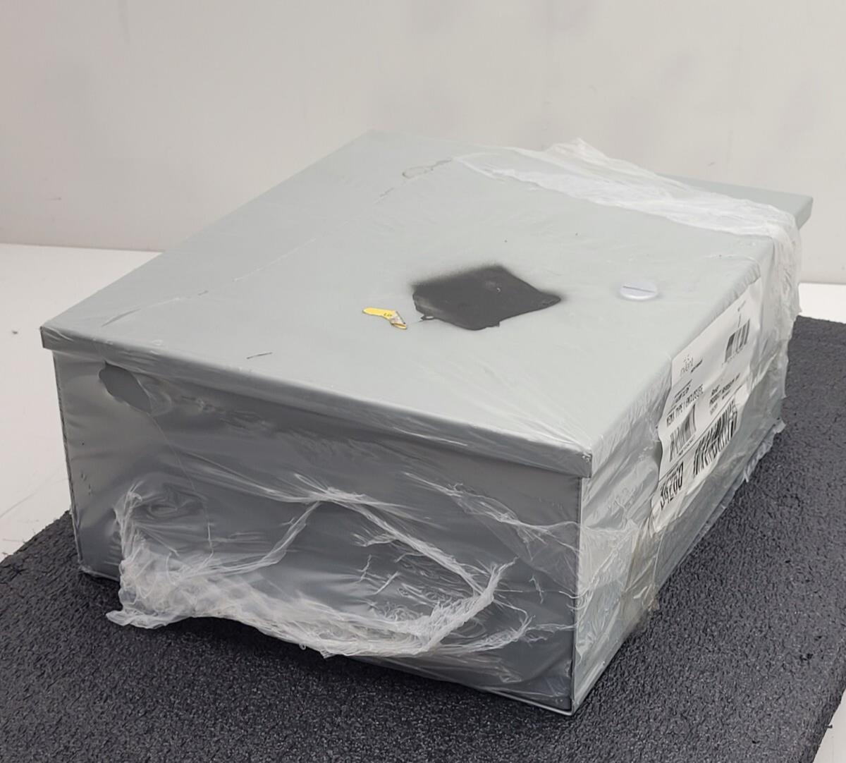 HOFFMAN Nvent A14N126 Metallic Enclosure Grey 14"x12"x6" w/ Hinged Door NEW