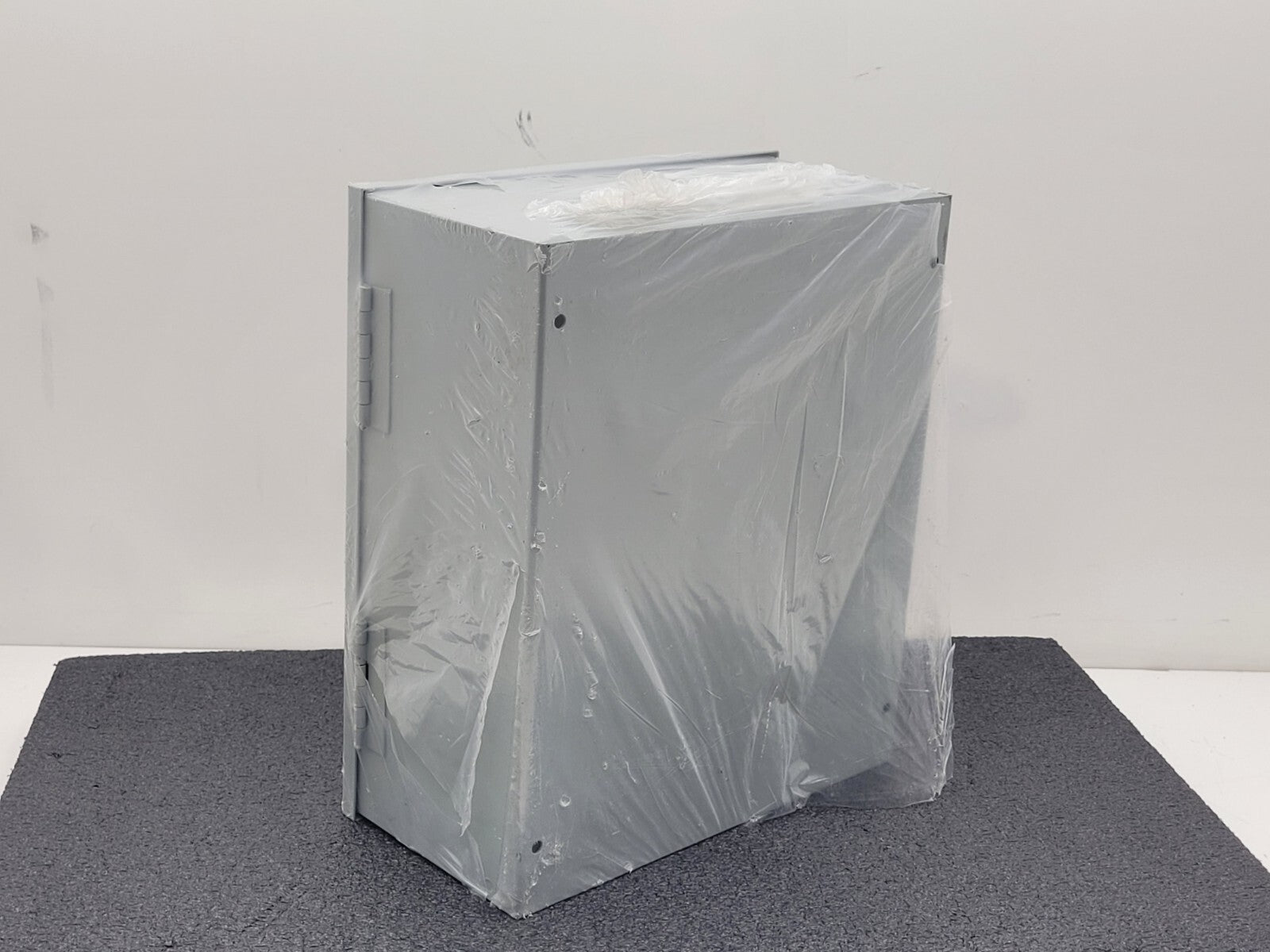 HOFFMAN Nvent A14N126 Metallic Enclosure Grey 14"x12"x6" w/ Hinged Door NEW