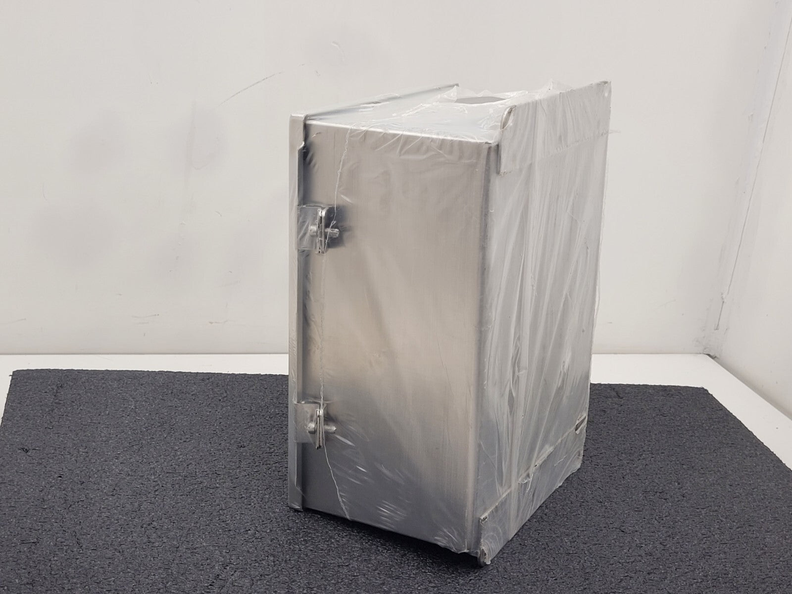 Hoffman A12106CHNFSS Junction Box NEMA 4X Hinged Cover Stainless Steel Type 304