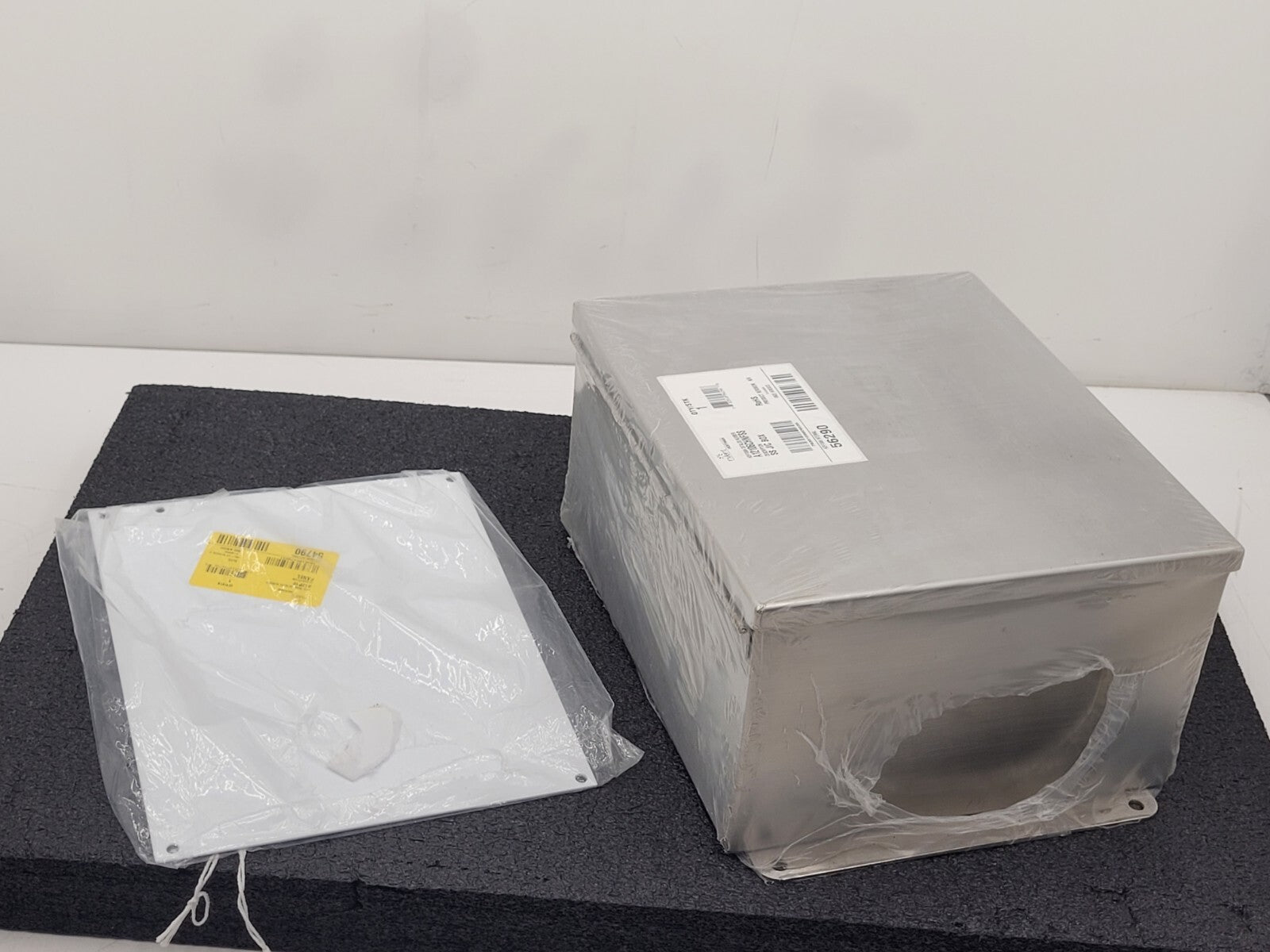 Hoffman A12106CHNFSS Junction Box NEMA 4X Hinged Cover Stainless Steel Type 304