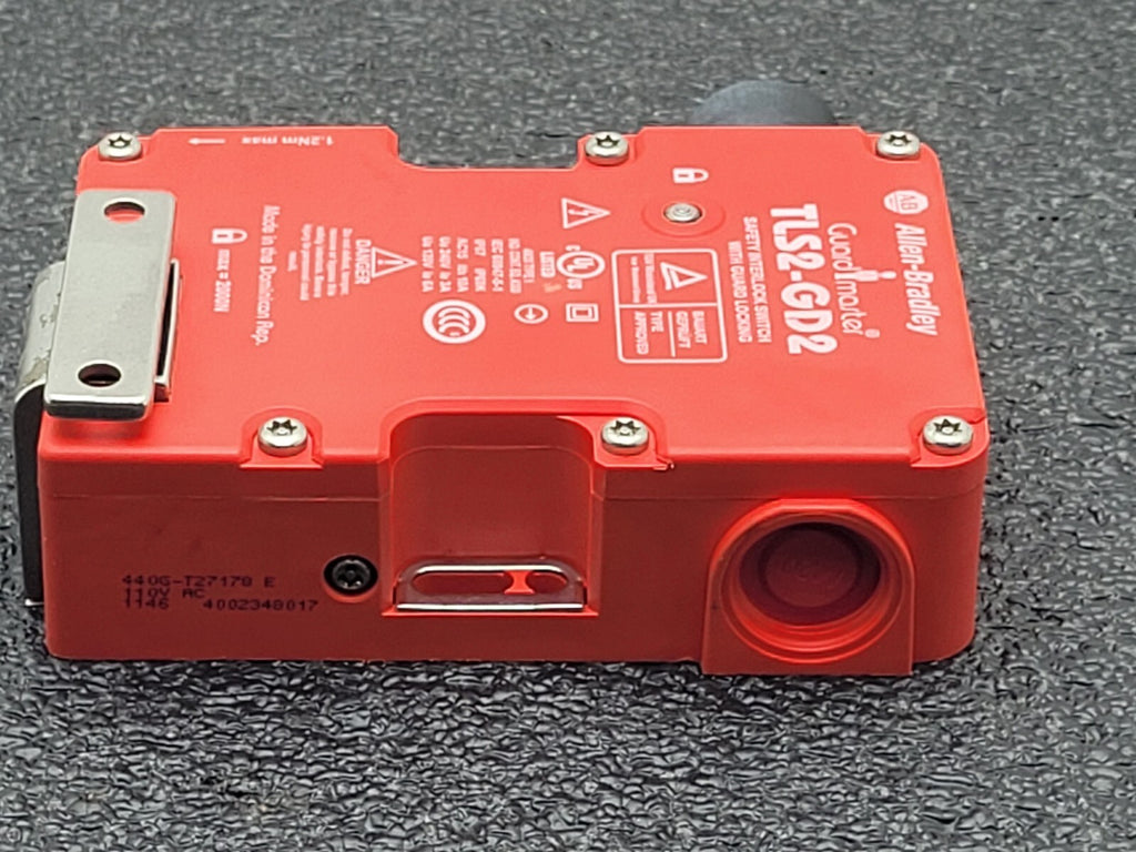 Allen-Bradley 440G-T27 178E TLS2-GD2 Safety Interlock Switch w/ Latch