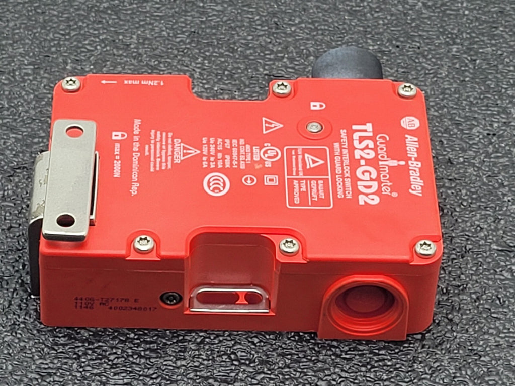 Allen-Bradley 440G-T27 178E TLS2-GD2 Safety Interlock Switch w/ Latch