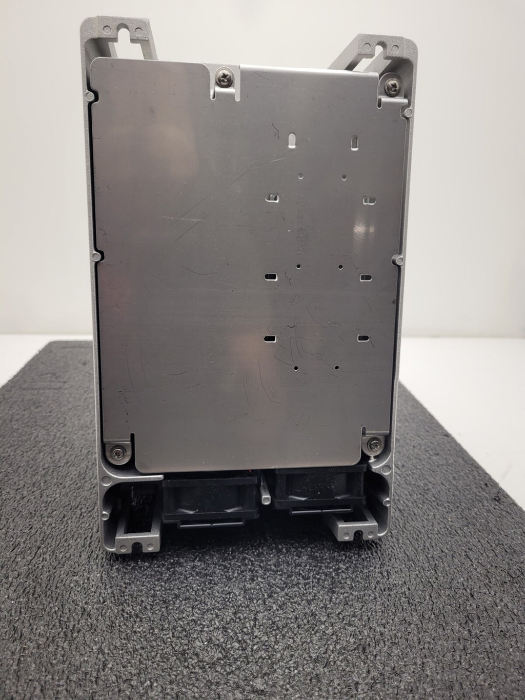 20AD014A0AYNANC0 Allen-Bradley PowerFlex 70 AC Motor VFD Drive 10HP 3PH 480V