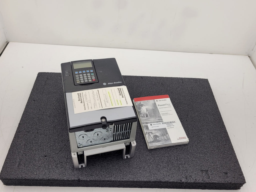 20AD014A0AYNANC0 Allen-Bradley PowerFlex 70 AC Motor VFD Drive 10HP 3PH 480V