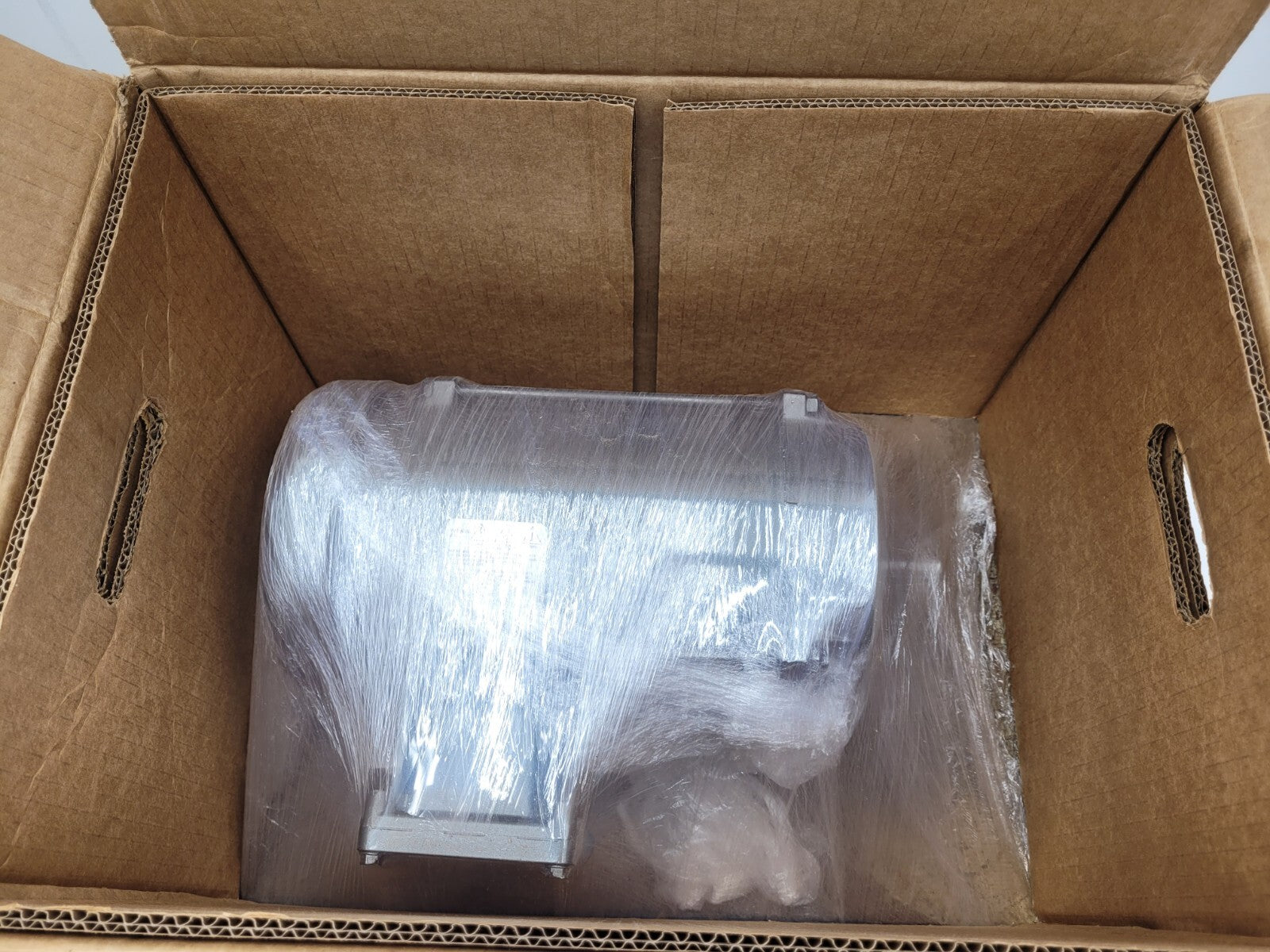 Baldor Super-E Explosion Proof CEM7014 AC Motor 1 HP 230/460V 1800 RPM 3PH NEW