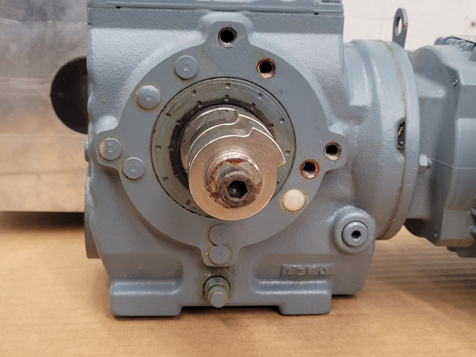 SEW-EURODRIVE SA47/T DRS71S4BE05 Gearmotor Taktomat 45 Degree 8 stop Indexer
