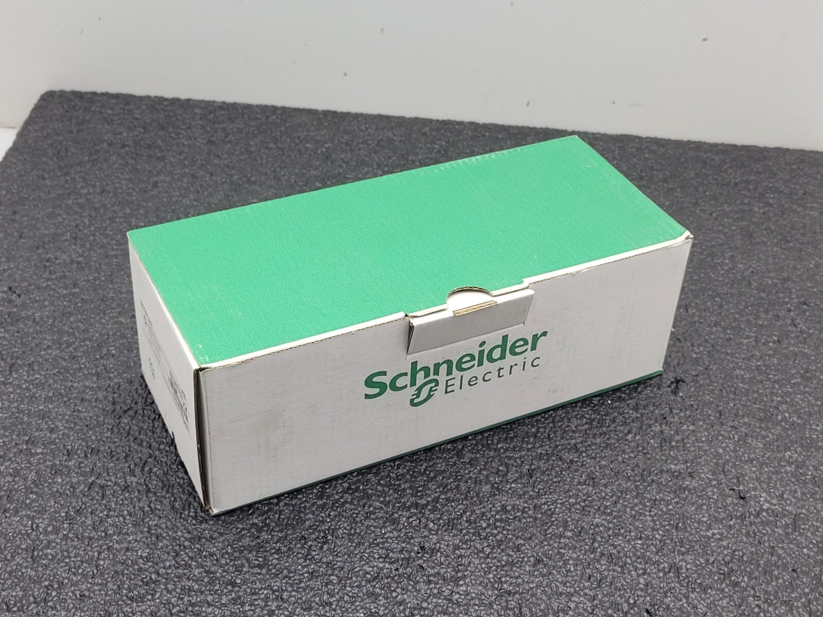 Box of 10x Schneider Electric Magnecraft 841CS1-UNI Current Sensing Relay