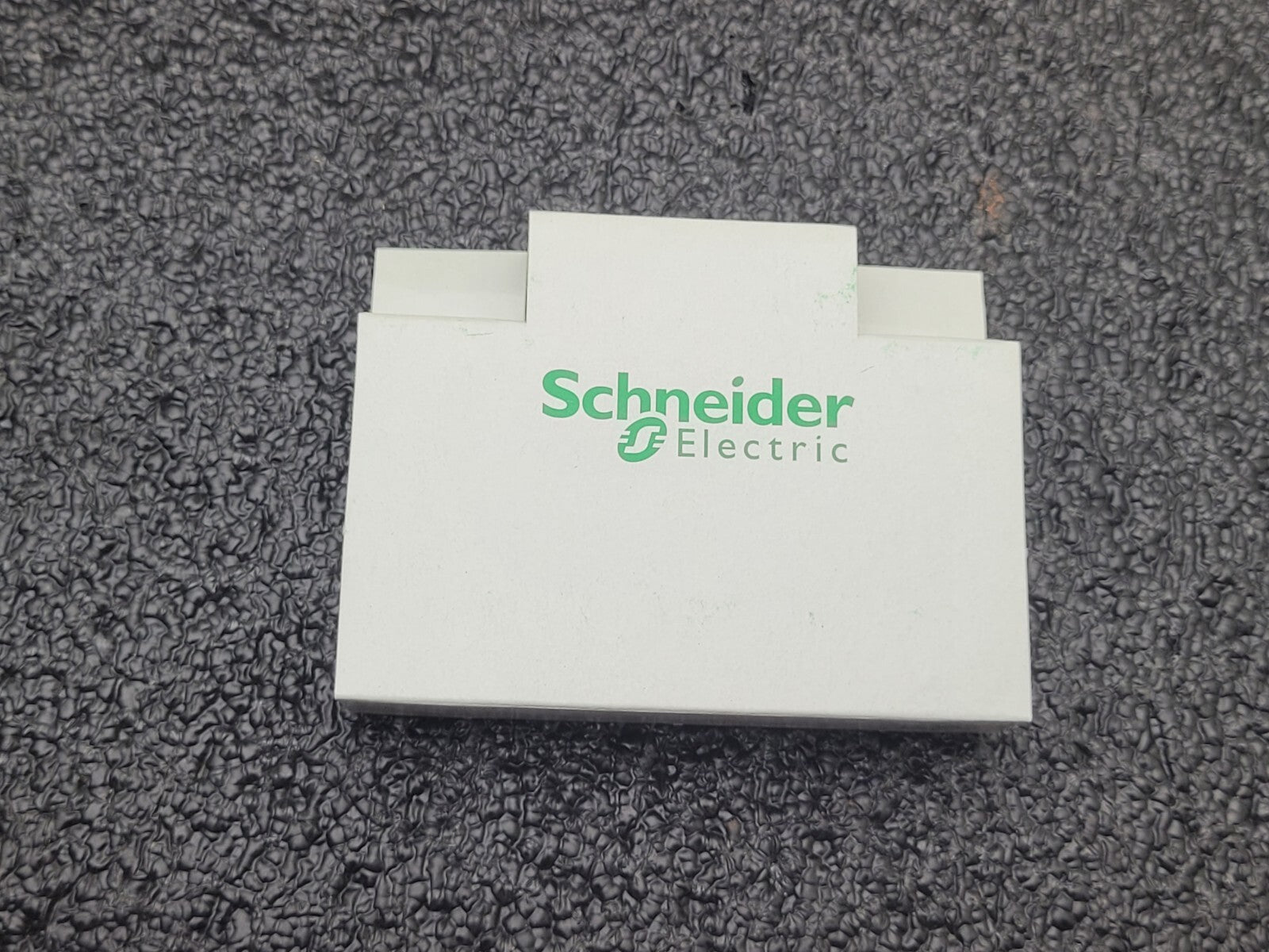 Box of 10x Schneider Electric Magnecraft 841CS1-UNI Current Sensing Relay