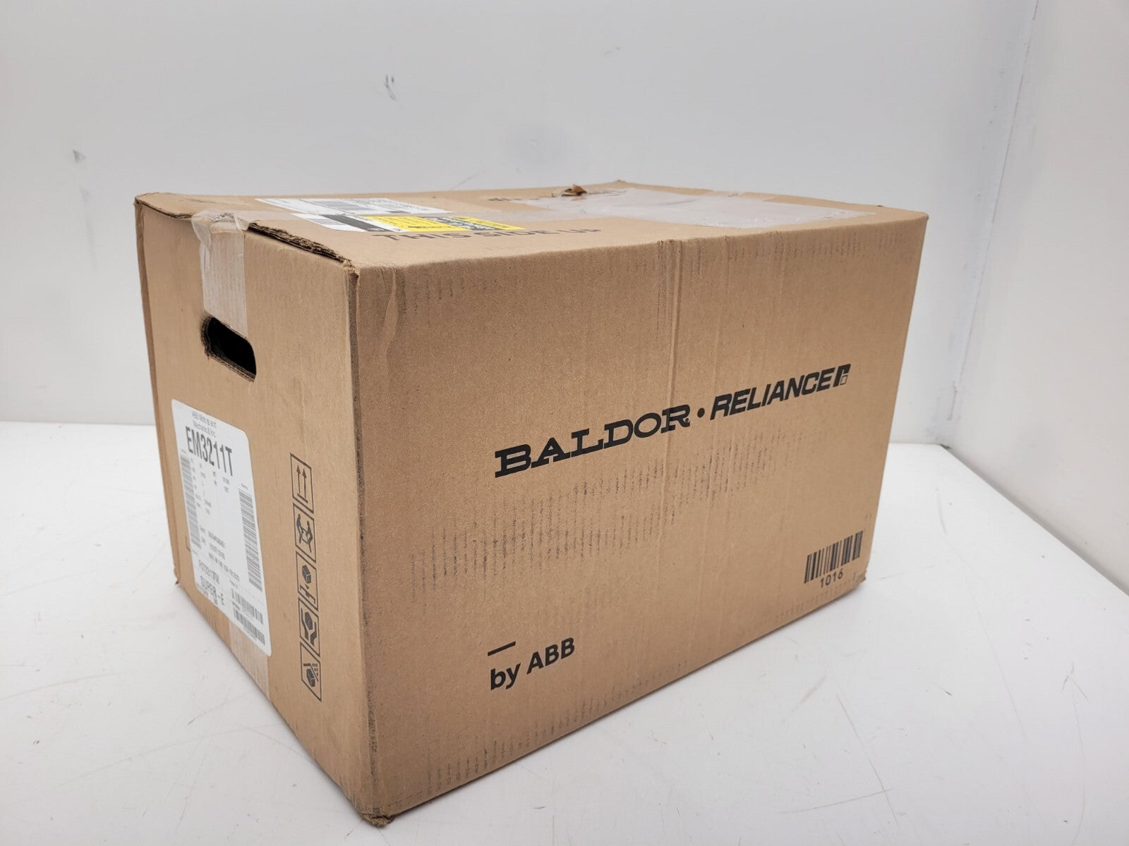 EM3211T Baldor-ABB Motors, EM Series 3HP, 1765RPM, 3PH, 60HZ, 182T, 3630M