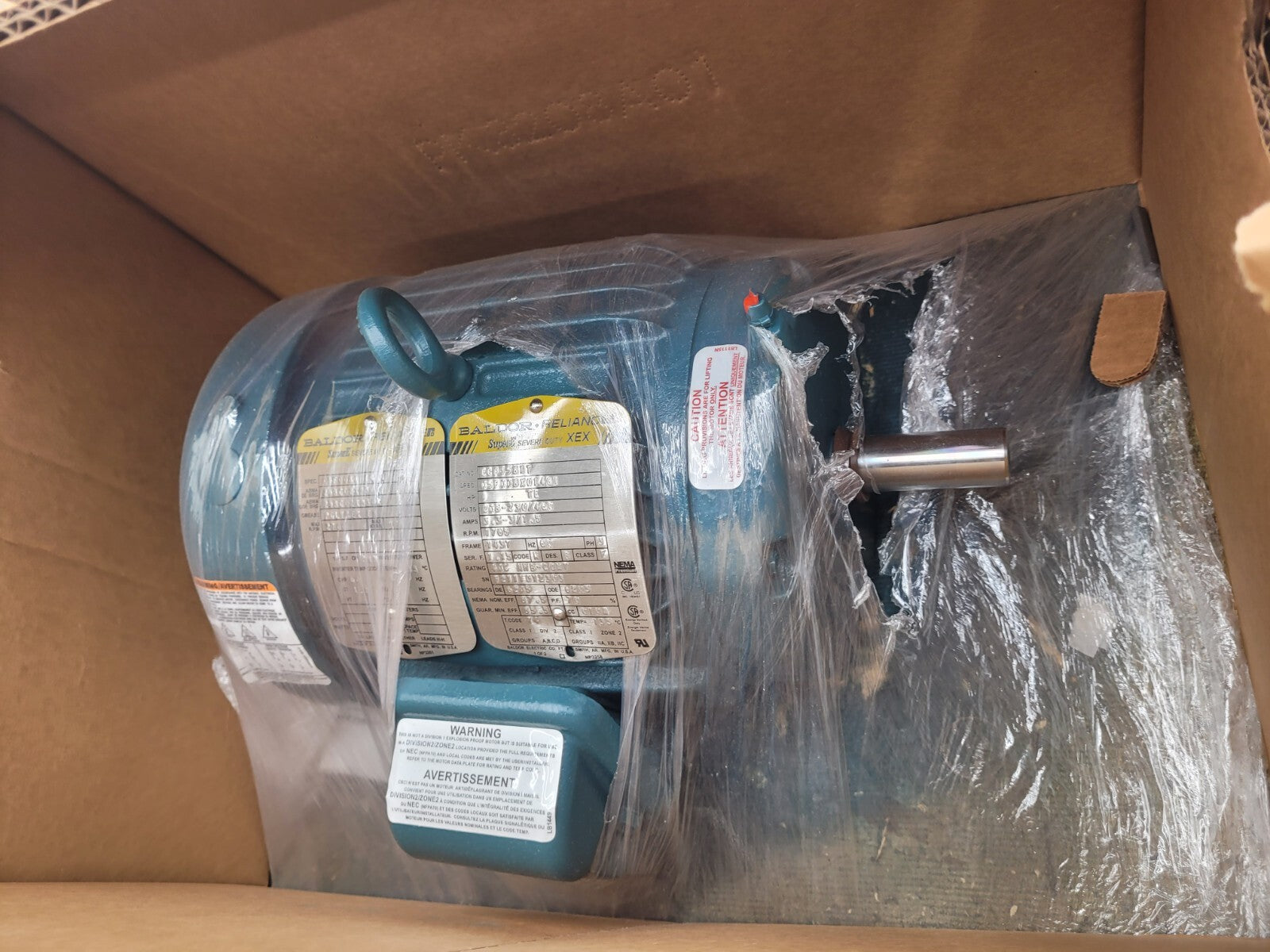 NEW ABB ECP3581T 2.8AMPS 1HP 3PHASE 60 HZ 208-230/460VOLTS MOTOR.