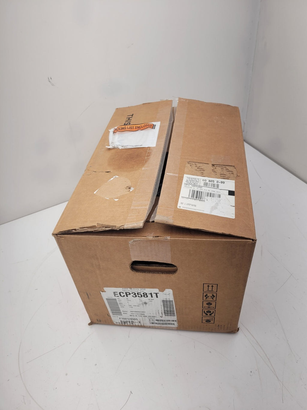 NEW ABB ECP3581T 2.8AMPS 1HP 3PHASE 60 HZ 208-230/460VOLTS MOTOR.