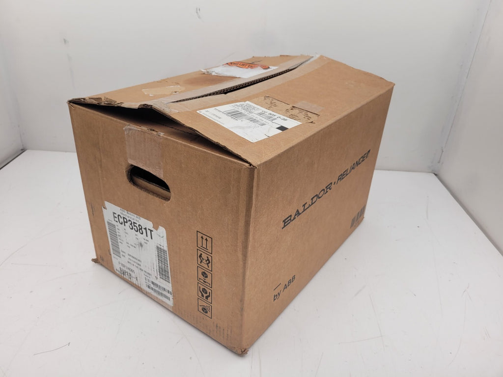 NEW ABB ECP3581T 2.8AMPS 1HP 3PHASE 60 HZ 208-230/460VOLTS MOTOR.