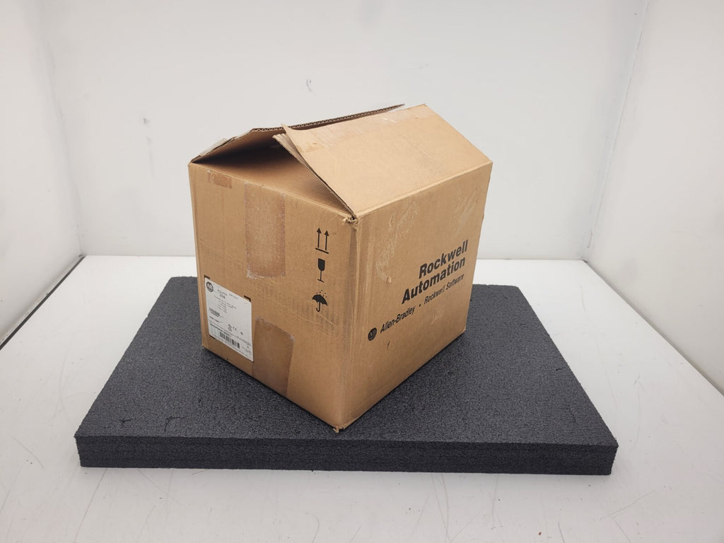 20AD3P4A3AYNNNC1 Allen bradley powerflex 70/3phase ac ,2hp,1.5kw,480VAC.