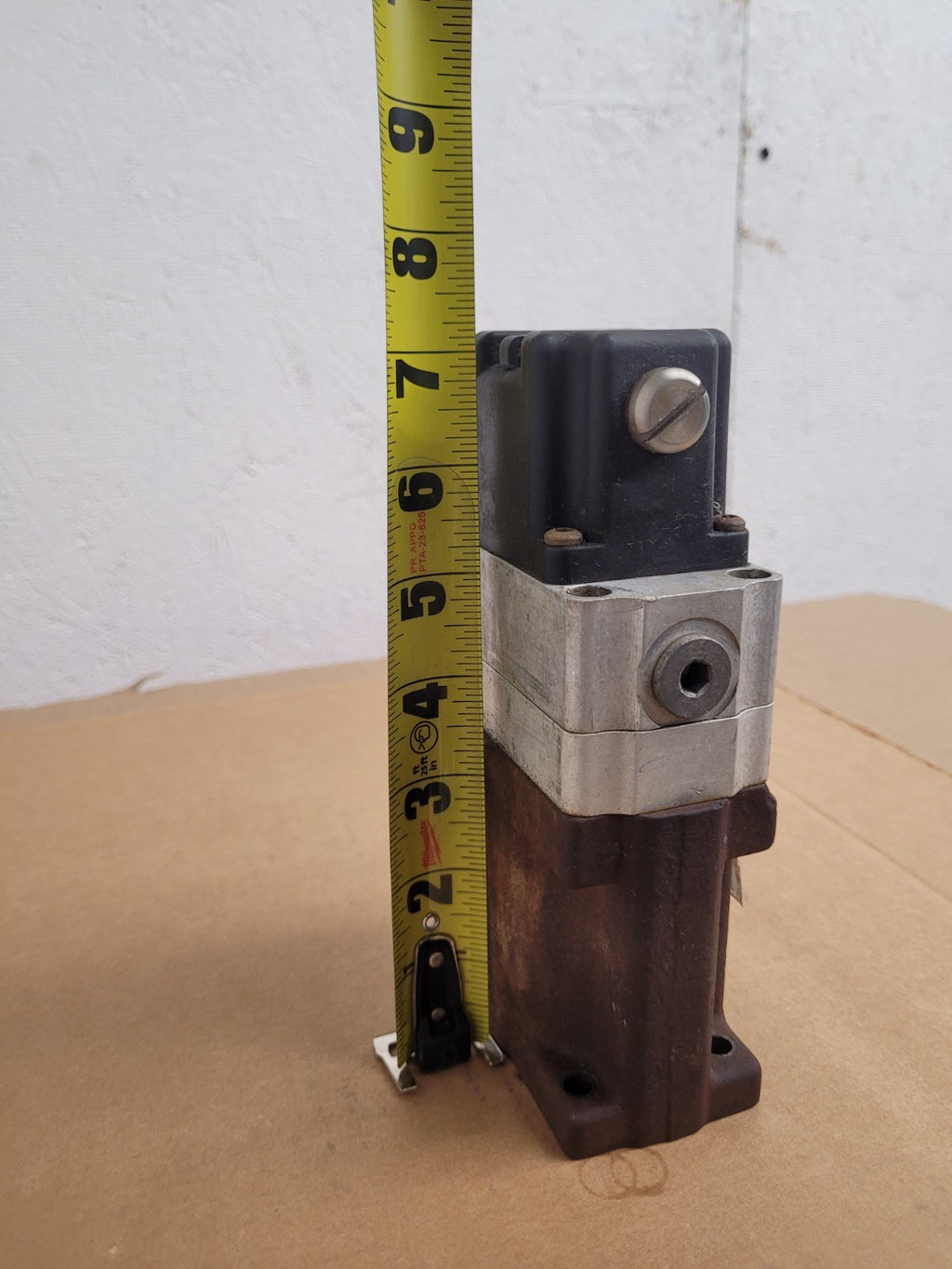 Sauer Danfoss Flow Control Hydraulic Servo Valve KVFBA5206 MCV116A1407