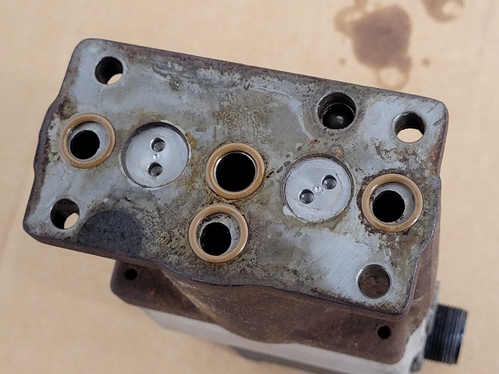 Sauer Danfoss Flow Control Hydraulic Servo Valve KVFBA5206 MCV116A1407