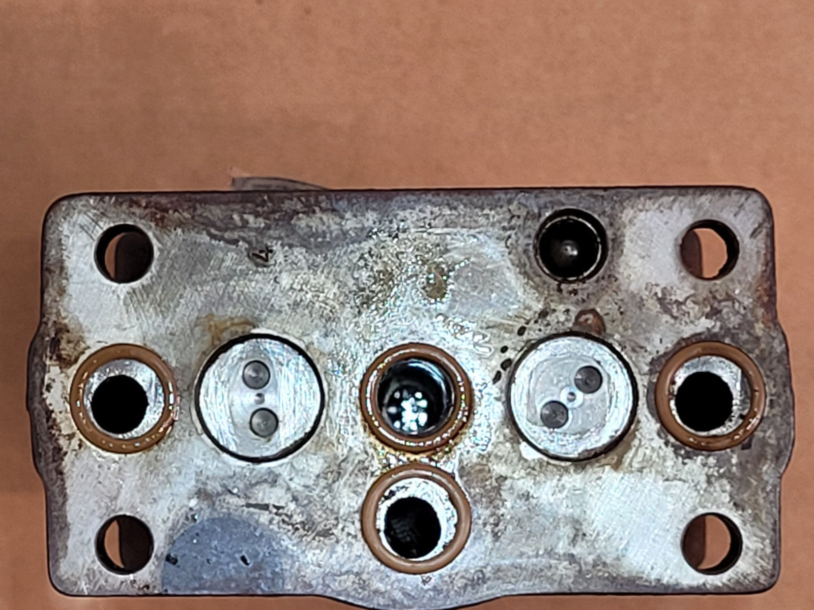 Sauer Danfoss Flow Control Hydraulic Servo Valve KVFBA5206 MCV116A1407