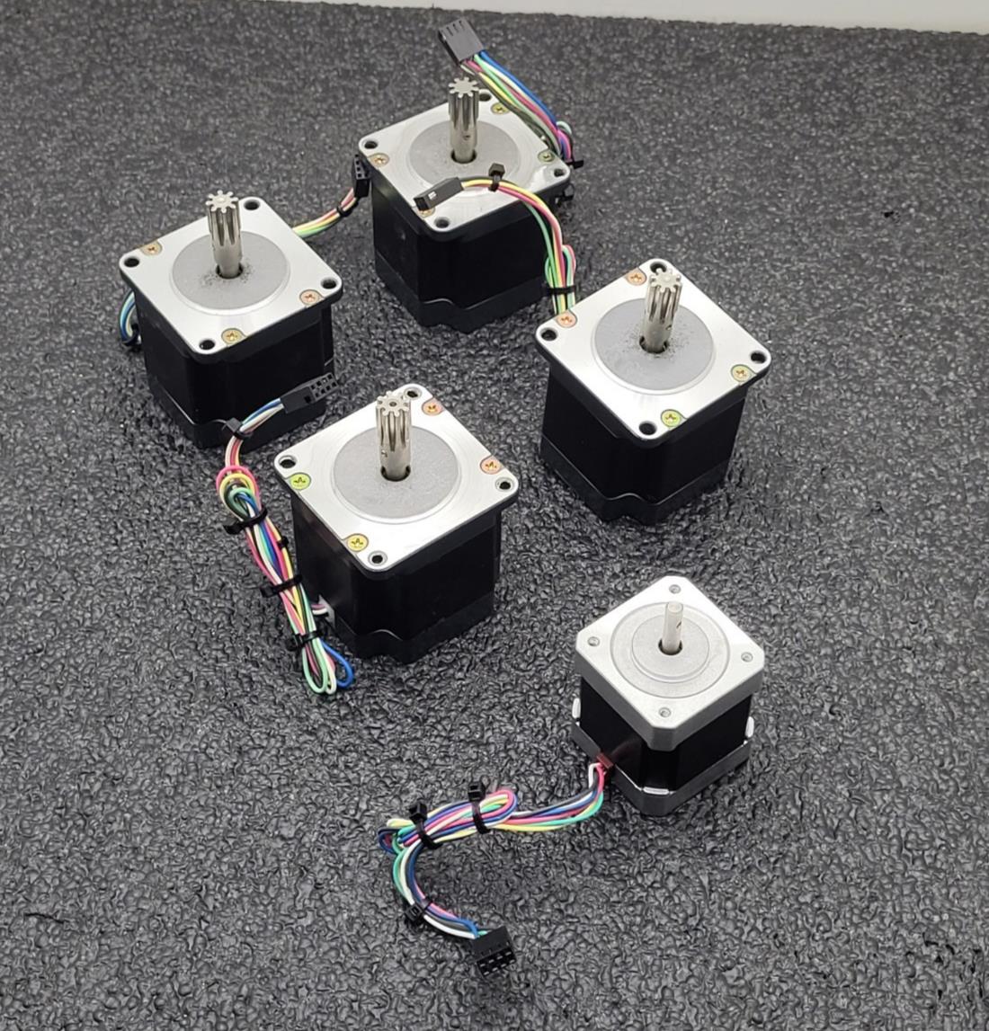 Lot of 5x VEXTA 2-PHASE STEPPING MOTOR C8934-9212K and PK245-01AA-C11