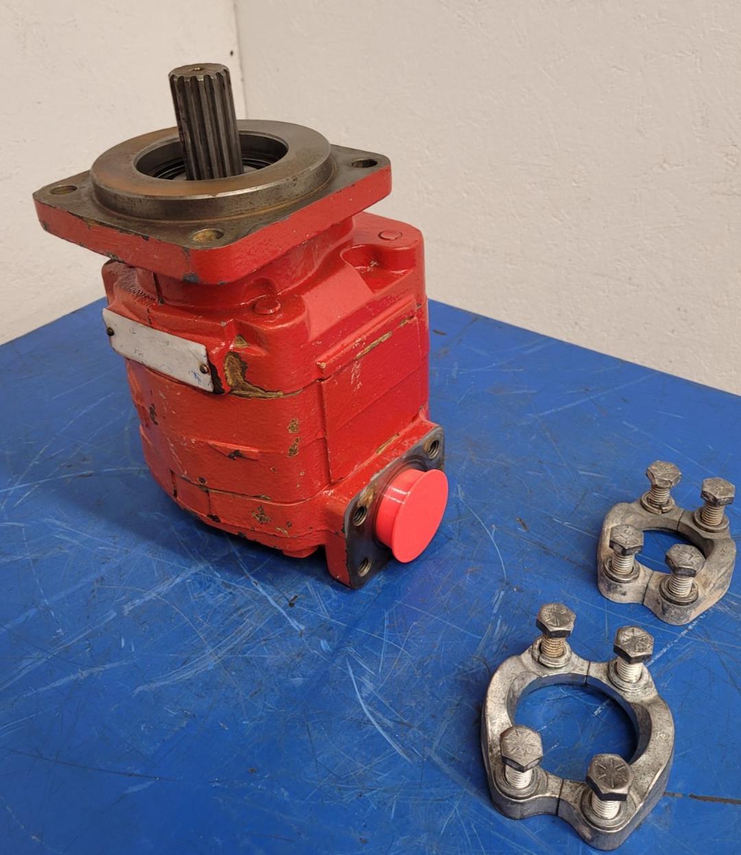 Spencer Fluid Power 322-9114-223 Hydraulic Splined Gear Motor Pump Working Pull