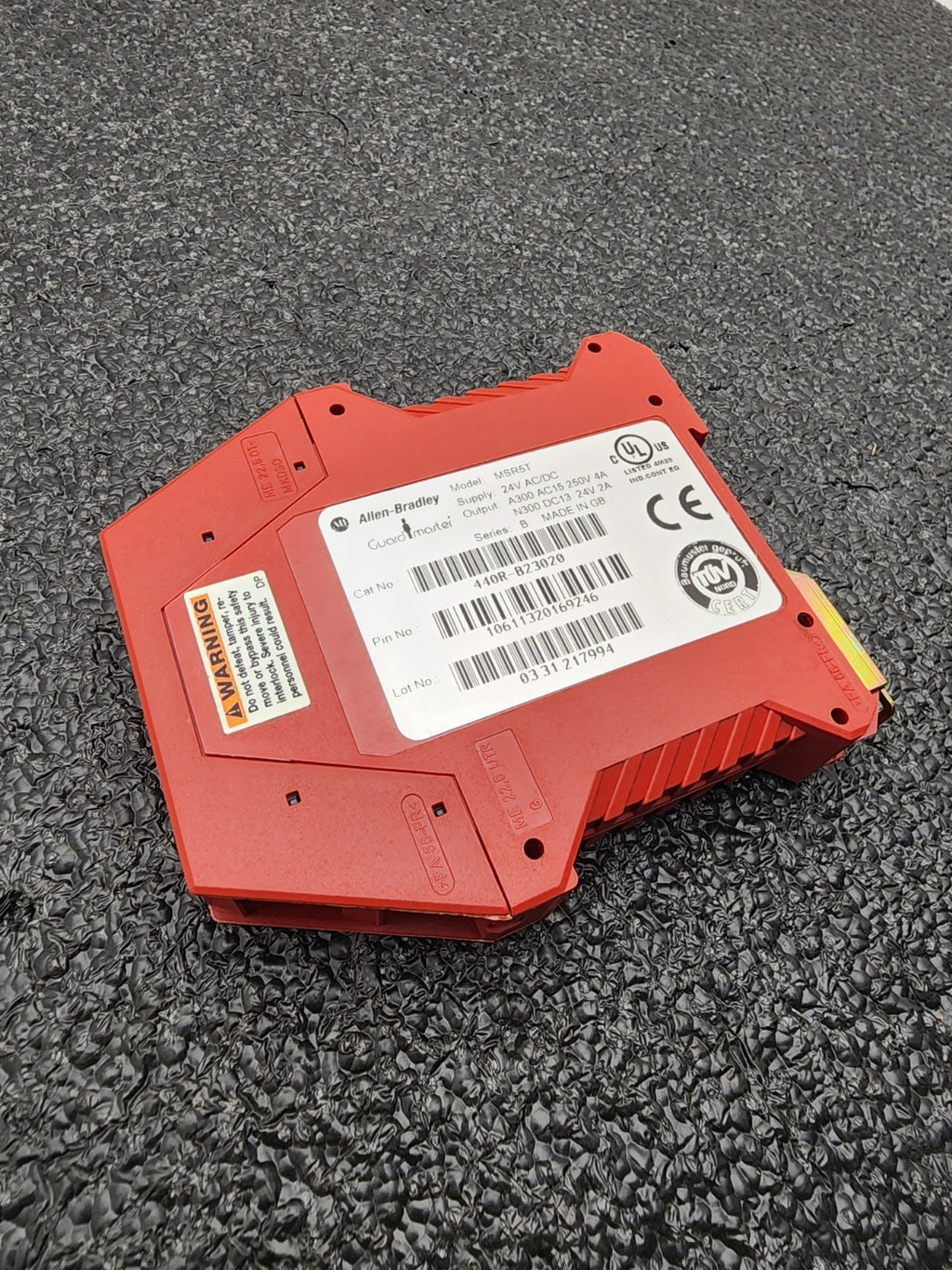 Allen Bradley MSR5T GuardMaster Safety Relay 440R-B23020 DIN Rail Mount