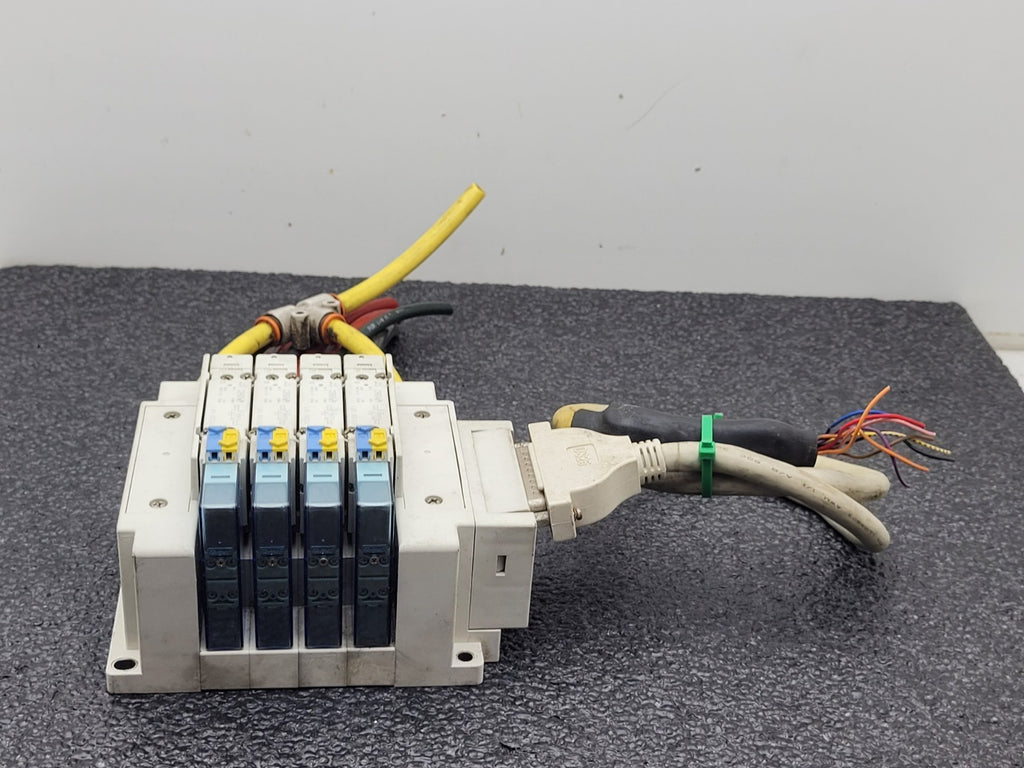 SMC SS5Y5-10F1-04B-N7 Pneumatic Dual Acting 4x Solenoid Valve Block